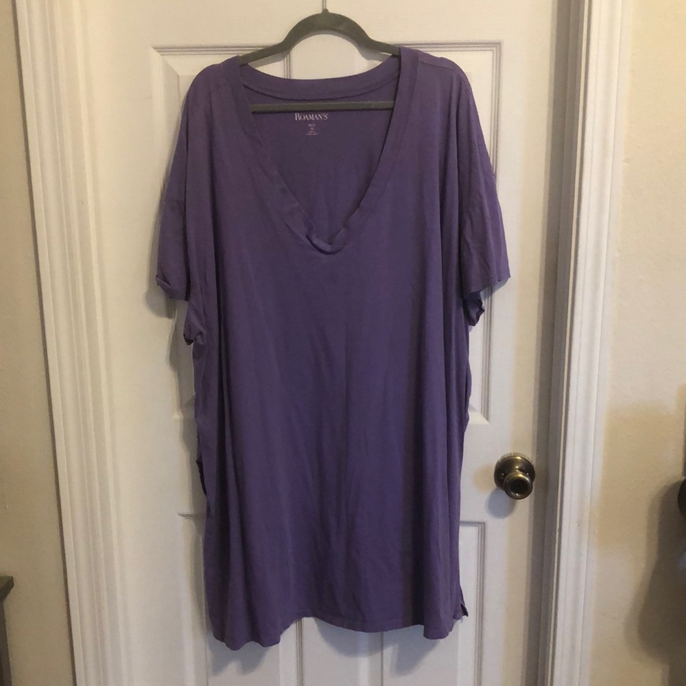 Tia and v neck tunic length tee size  30/32